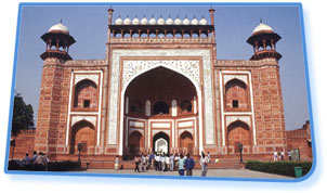Gateway, Taj Mahal - Agra